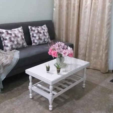 Saiyu Aeropuerto Bed & Breakfast Luque Ngoại thất bức ảnh